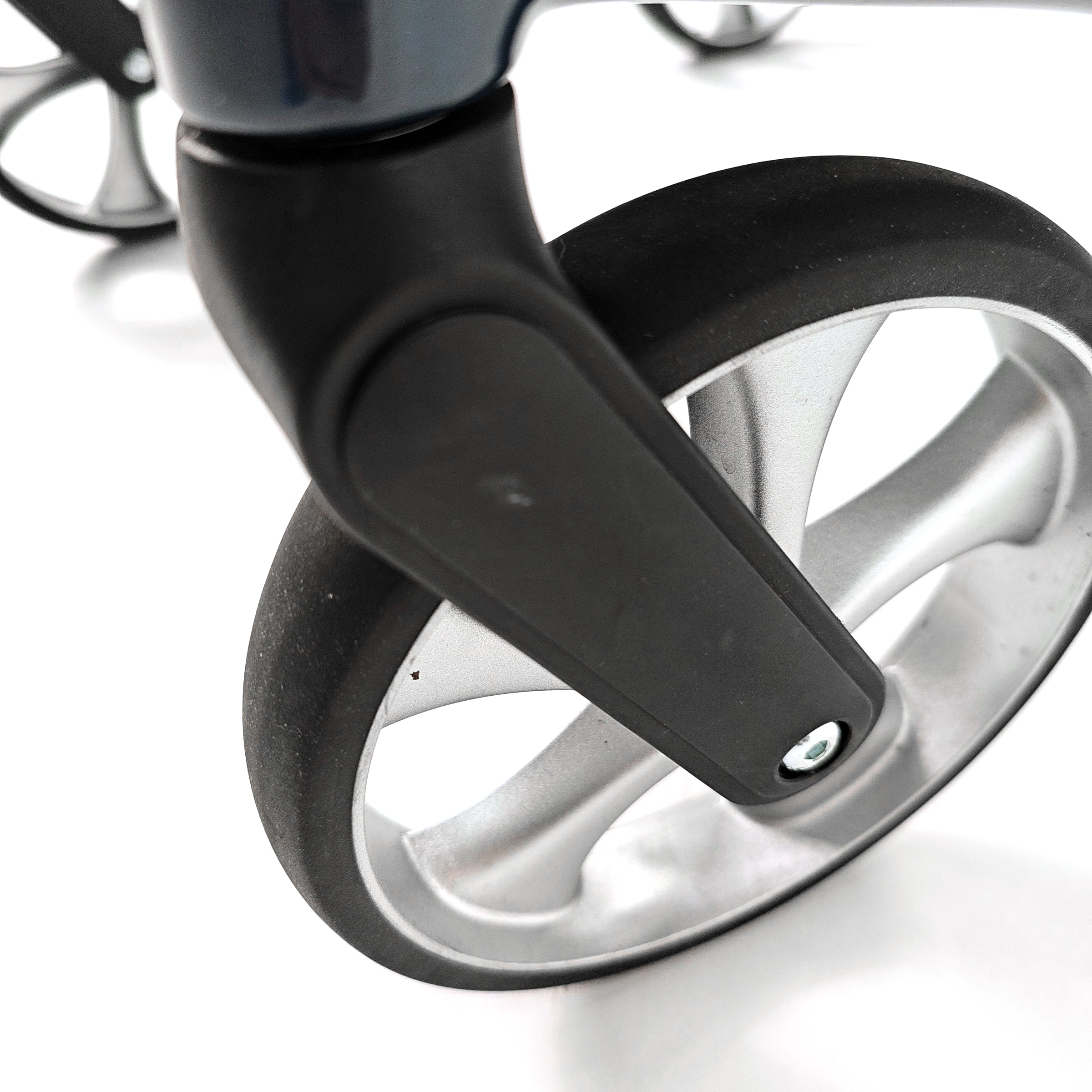 iLITE Solus Carbon Fibre Rollator