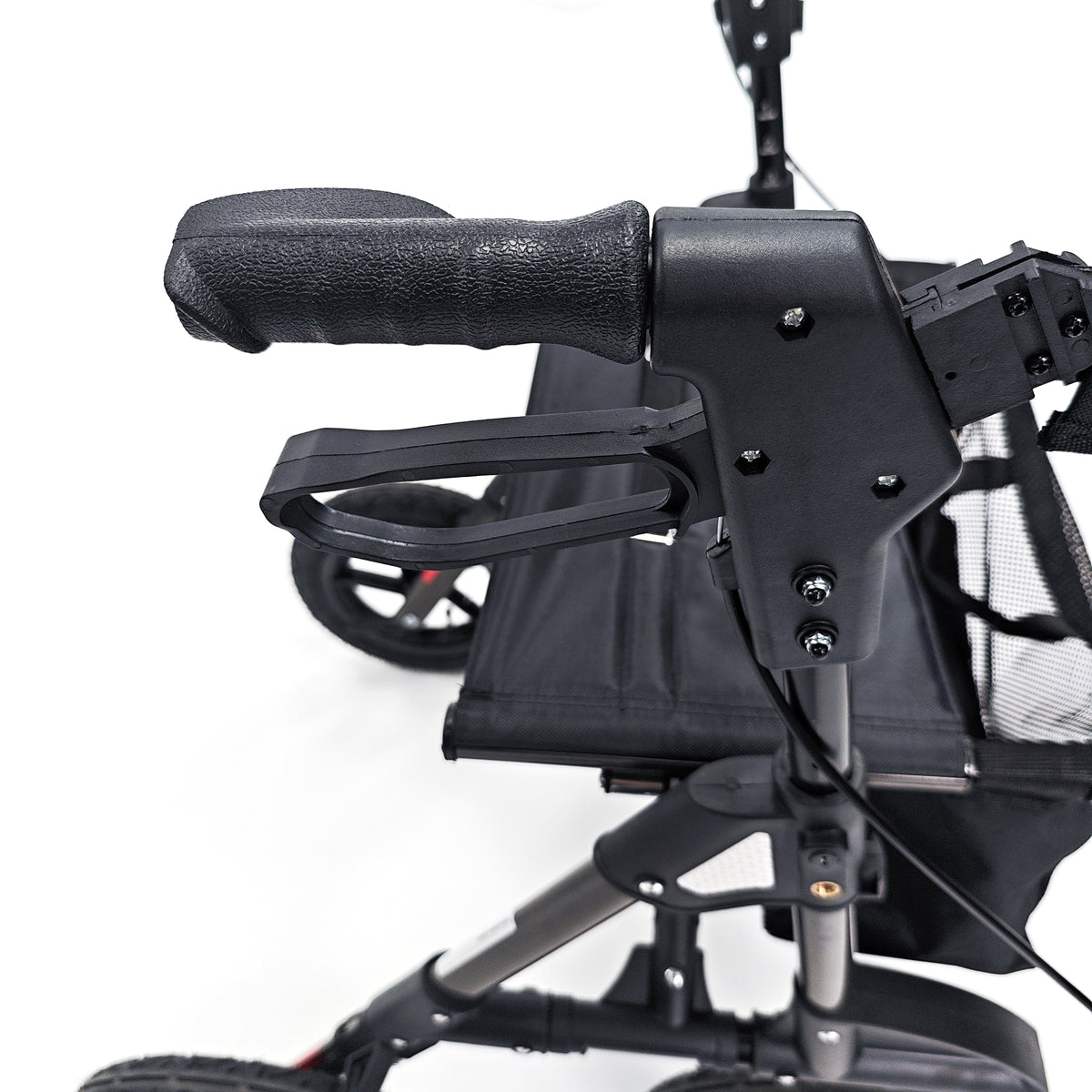 Traxion Outdoor Rollator