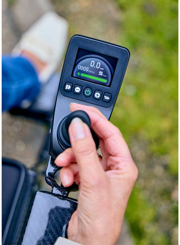 iCONNECT ZR1 Carbon in use