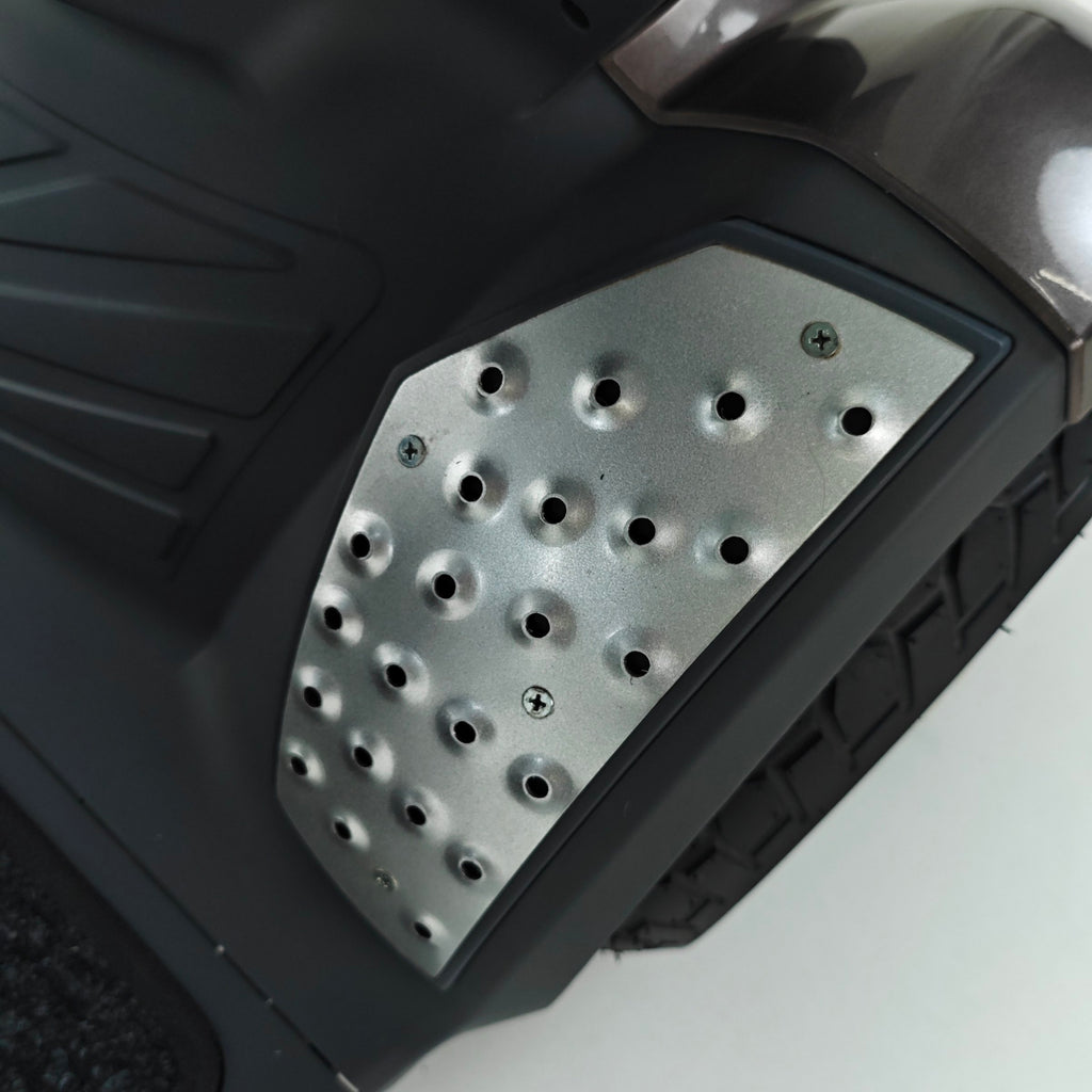 S8CCX25B0011_8.jpg