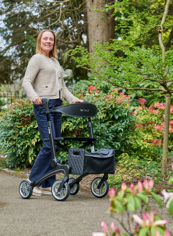 proLite Carbon X Fold Rollator in use