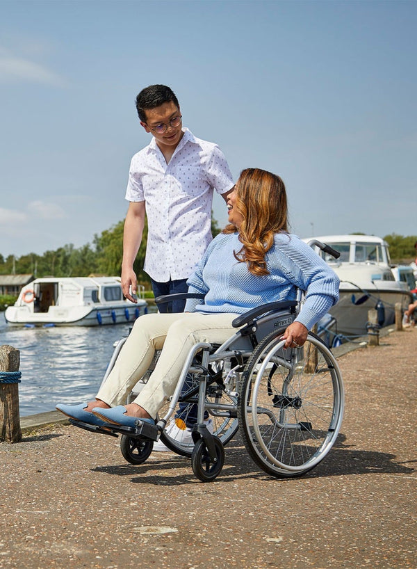 I-GO Airrex LT Self Propelled Wheelchair - 18" in use
